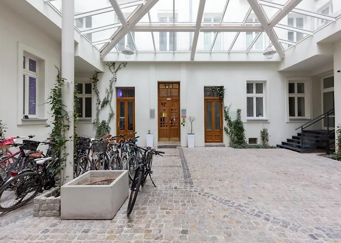 Lux Studio Kamienica Noakowskiego 16 by Renters